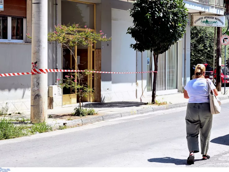 Βόλος: Ποινική δίωξη για ανθρωποκτονία από πρόθεση στον γυναικοκτόνο