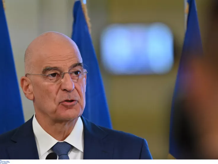Σαρρωτικές αλλαγές στις Ένοπλες Δυνάμεις: Στρατεύση γυναικών και φρένο στις αναβολές
