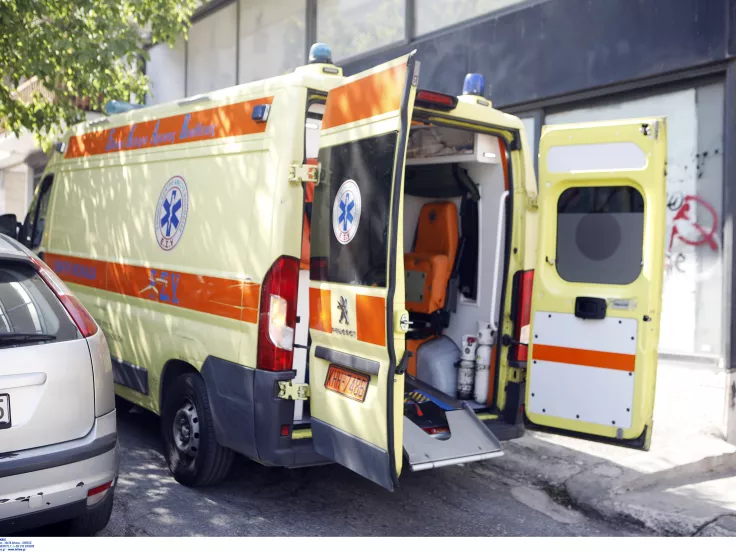εκαβ ασθενοφορο