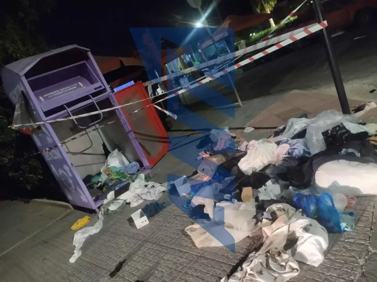 Γλυφάδα: Νεκρός άντρας, εγκλωβίστηκε σε κάδο ανακύκλωσης ρούχων