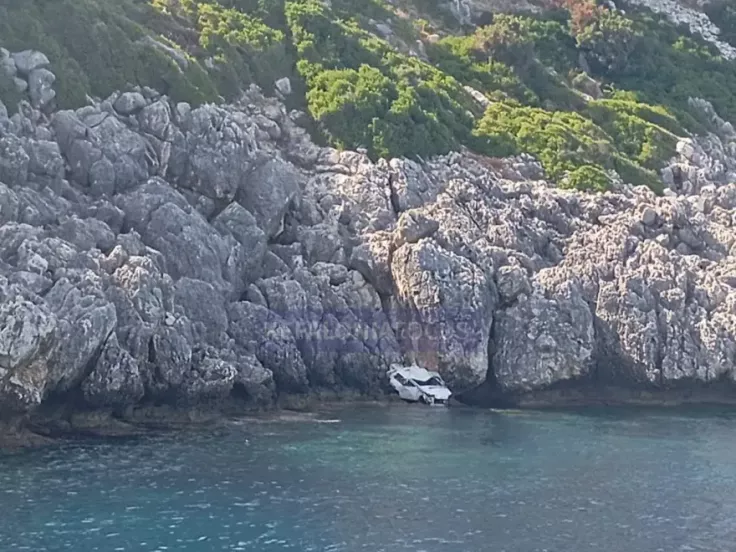 Τραγωδία στην Κεφαλονιά: Νεκρός 23χρονος - Το αυτοκίνητό του έπεσε σε γκρεμό
