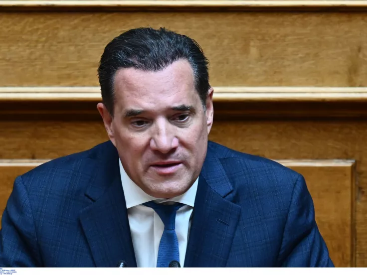Γεωργιάδης για μπότοξ: Δε βρίσκεις ραντεβού - Μόνο ο Άδωνις έχει κάνει;
