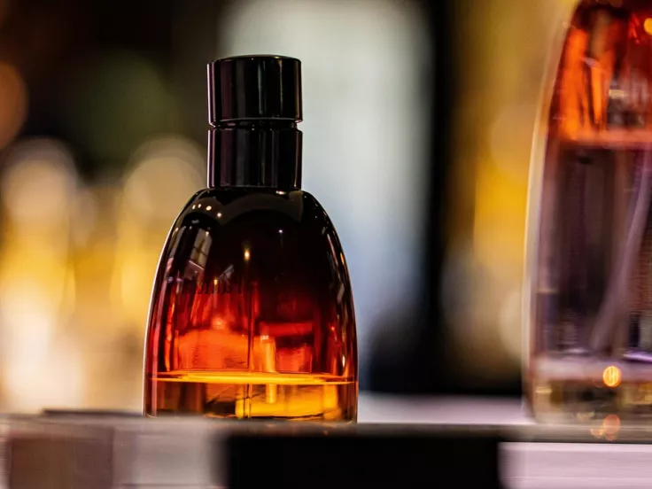 Άρωμα Perfume
