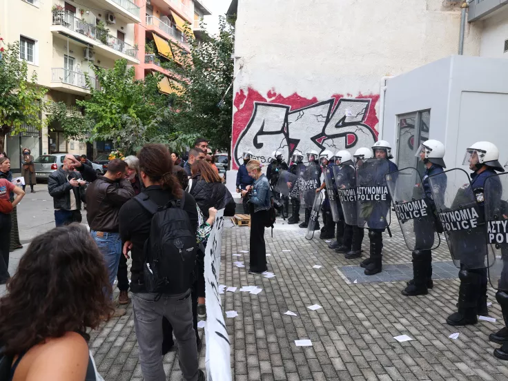 ΟΙΕΛΕ για επεισόδια σε συγκέντρωση εκπαιδευτικών: «Τουλάχιστον 20 παιδιά μεταφέρθηκαν σε νοσοκομεία»