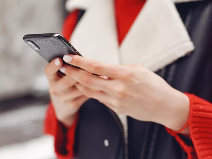 Gmail: Η AI θα «διαβάζει» τα εισερχόμενά σας – Τι πρέπει να απενεργοποιήσετε μέχρι σήμερα