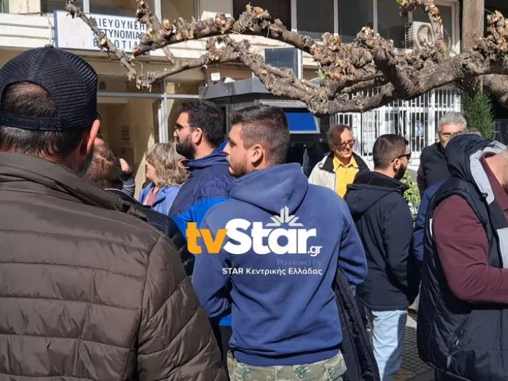 Λιβαδειά: «On air» σύλληψη του αντιπροέδρου του Αγροτικού Συλλόγου μετά τα χθεσινά επεισόδια