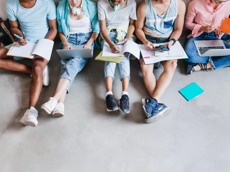 Ευρωπαϊκή Κάρτα Νέων: Για ποιους γίνεται διαθέσιμη δωρεάν