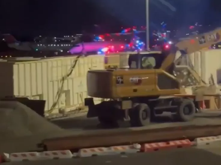 Σύγκρουση αεροπλάνων στην Νέα Υόρκη