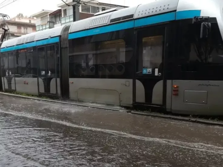 Πλυμμήρισε το Τραμ