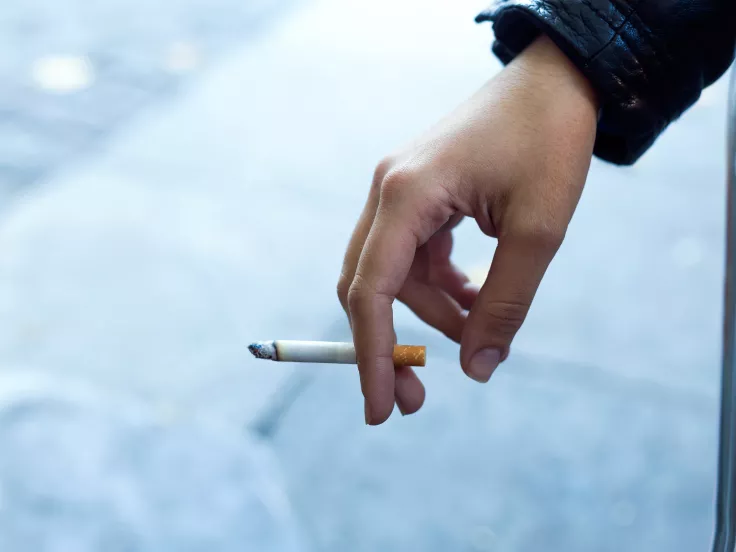 Παγκόσμιος συναγερμός από ΠΟΥ: 1 στα 10 παιδιά καπνίζει 