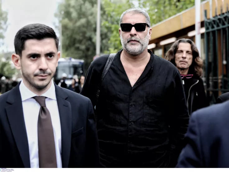 Βασίλης Μπισμπίκης