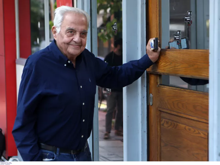 Αλέκος Φλαμπουράρης