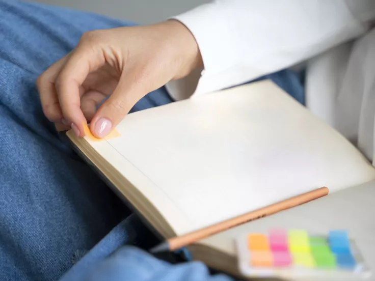 Αναπληρωτές: Δρομολογείται το νέο μηνιαίο επίδομα των 150 ευρώ