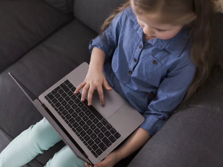 Επίδομα παιδιού: Άνοιξε η ηλεκτρονική πλατφόρμα Α21 