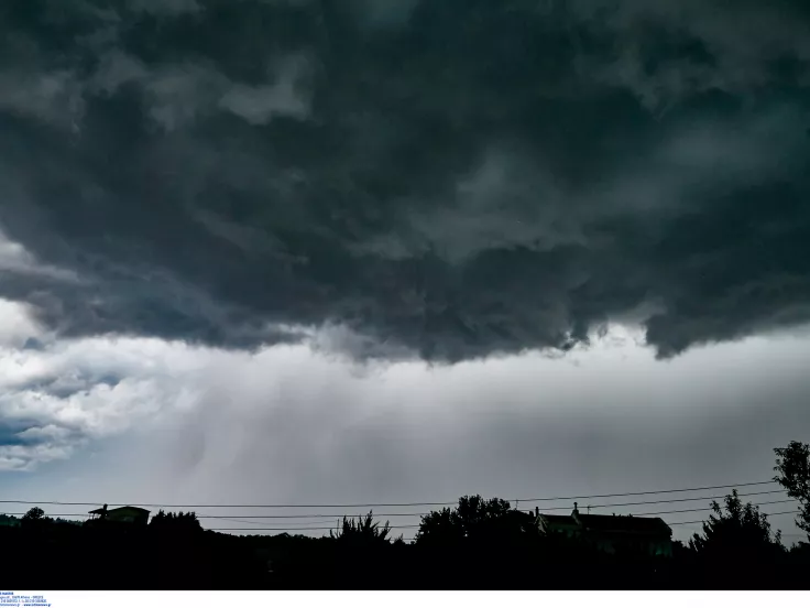 ΕΜΥ: Έκτακτο δελτίο καιρού - «Κόκκινος» συναγερμός, επικίνδυνα φαινόμενα