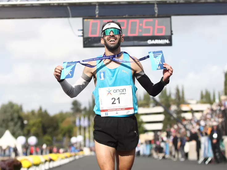 42ος Αυθεντικός Μαραθώνιος: Μεγάλος νικητής ο Παναγιώτης Καραΐσκος (φωτογραφίες)