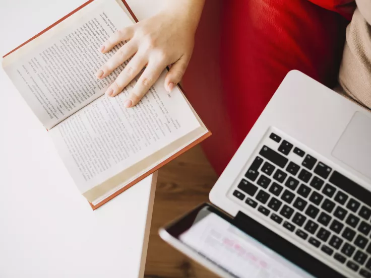 Τι σημαίνει η λέξη «σκώμμα»