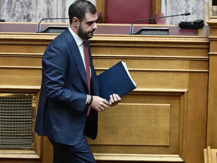 Μαρινάκης: «Την Παρασκευή οι συνταξιούχοι θα λάβουν τα 250 ευρώ»