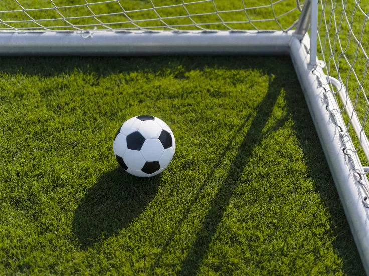 Πώς λέμε στα ελληνικά το «κόρνερ»;