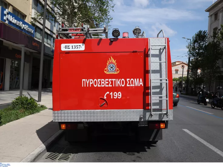 Θεσσαλονίκη: Φωτιά σε λεωφορείο του ΟΑΣΘ (βίντεο)