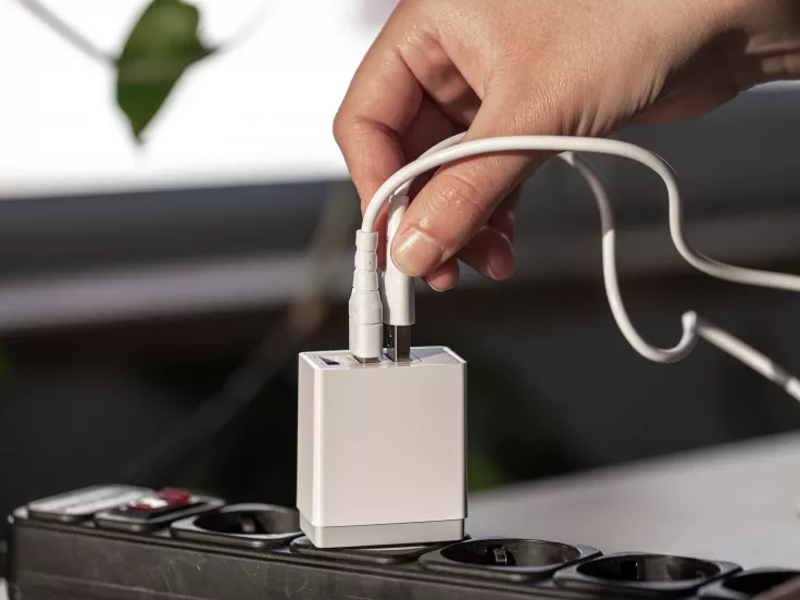 Αυτές οι συσκευές σου «τρώνε» ρεύμα ακόμα και κλειστές