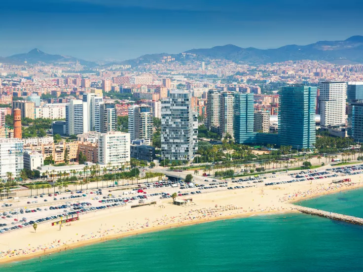 Βαρκελώνη: Νέα θέση για ελληνόφωνο - Μισθός 21.080€ + μπόνους 3.720€