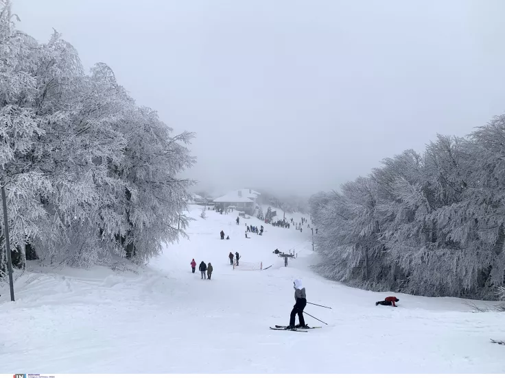 Καλάβρυτα: Άνοιξαν 95 προσλήψεις στο Χιονοδρομικό Κέντρο