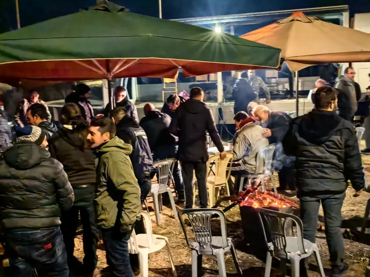 Στα μπλόκα και τα Χριστούγεννα οι αγρότες - Στην άκρη τα τρακτέρ για τους εκδρομείς