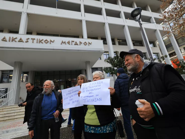 Δίκη δύο αγροτών από το μπλόκο της Νίκαιας: Αναβλήθηκε για τον Οκτώβριο του 2026