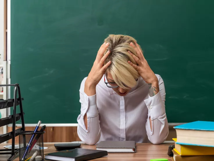 ΟΙΕΛΕ: Καταγγέλλει τον εκφοβισμό εκπαιδευτικού από γονείς