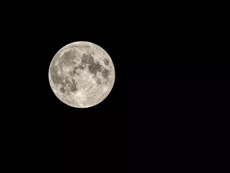 «Φεγγάρι του Λύκου»: Πότε θα δούμε στον ουρανό την πρώτη πανσέληνο της χρονιάς