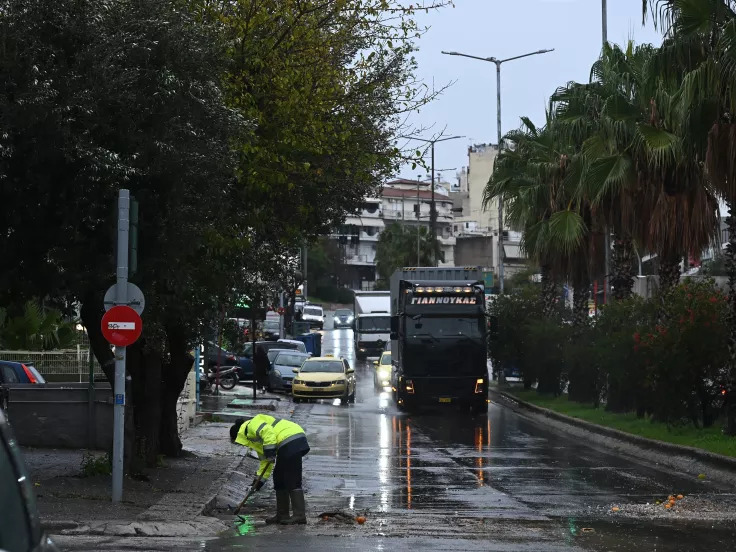 Αττική: Κλειστοί δρόμοι αυτή τη στιγμή λόγω της κακοκαιρίας Byron