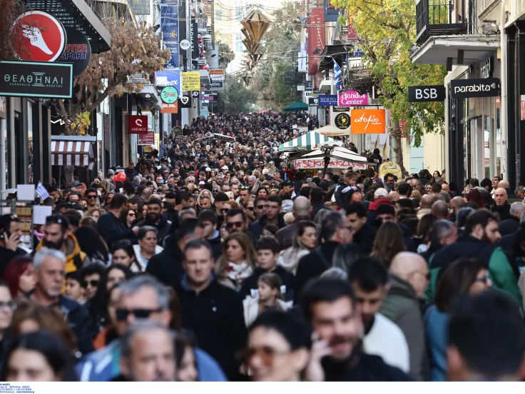 Χριστούγεννα 2025: Πώς θα λειτουργήσουν καταστήματα και σούπερ μάρκετ