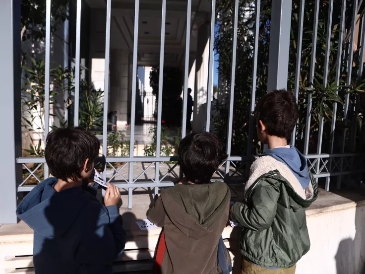 Εκπαιδευτικοί: Ανατροπή στα σχέδια για απεργία πριν τα Χριστούγεννα