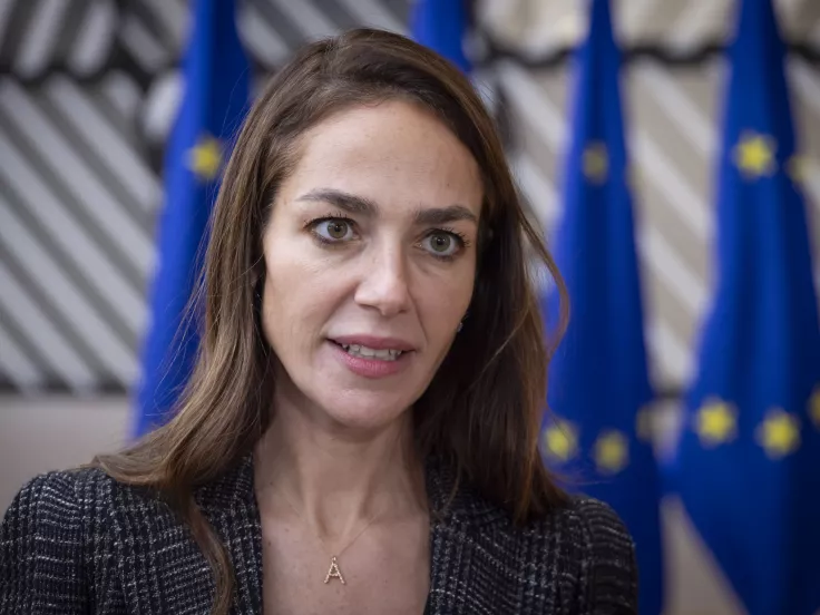 Μιχαηλίδου για επίδομα μετεγκατάστασης έως 10.000 ευρώ: Επεκτείνεται σε έξι Περιφέρειες