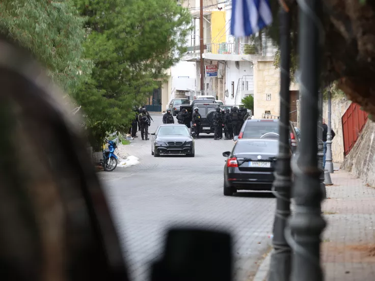 Κατατέθηκε στη Βουλή τροπολογία για την οπλοκατοχή - Τι ισχύει για τις μπαλωθιές