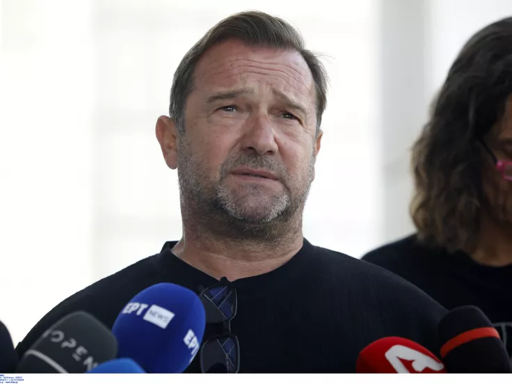 Έγκλημα Τεμπών: Οργή Πλακιά για την ευχετήρια κάρτα της Hellenic Train