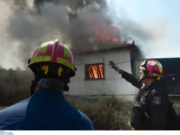 πυροσβέστες