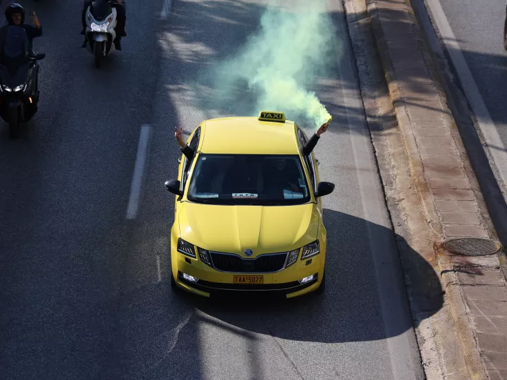 Χωρίς ταξί μένει και σήμερα η Αθήνα 