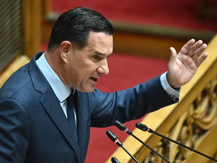 Γεωργιάδης: Η Καρυστιανού να αποκαλύψει ποιοι της πρόσφεραν χρήματα για να μην κάνει κόμμα