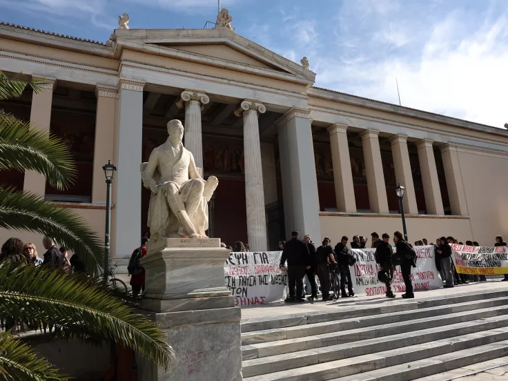 Διεγράφησαν 308.605 «αιώνιοι» φοιτητές από τα ελληνικά ΑΕΙ