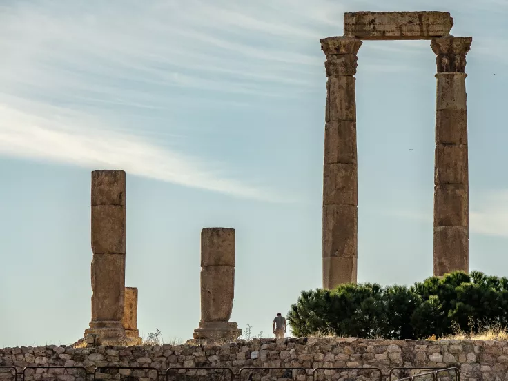 Θέσεις εργασίας και προσλήψεις