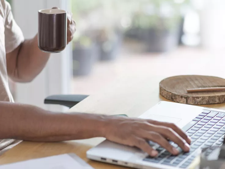 Θέσεις εργασίας και προσλήψεις