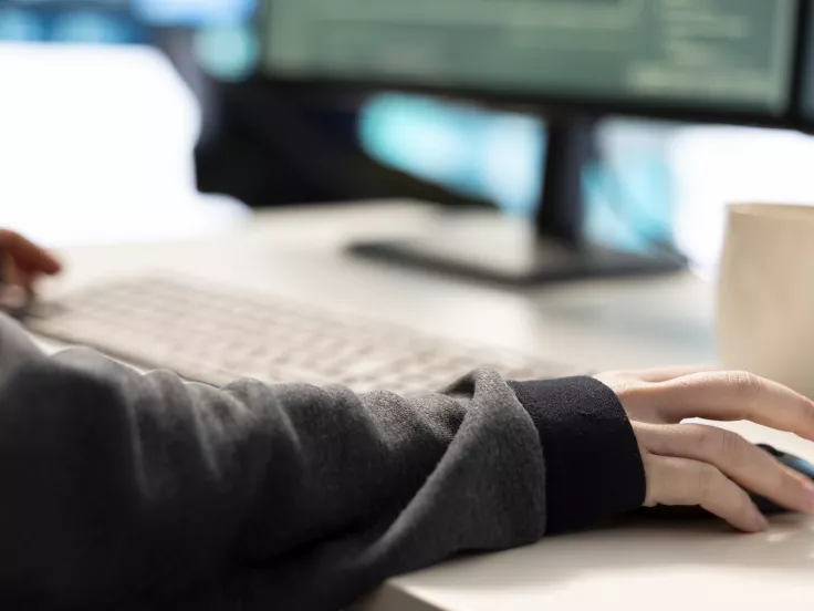 Θέσεις εργασίας και προσλήψεις