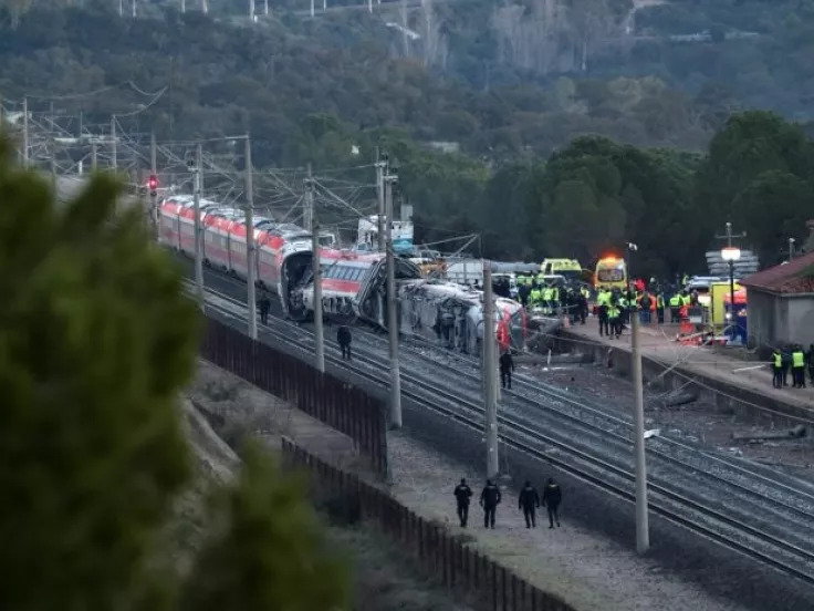 Σιδηροδρομικό δυστύχημα στην Ισπανία: Τριήμερο εθνικό πένθος κήρυξε ο Σάντσεθ 