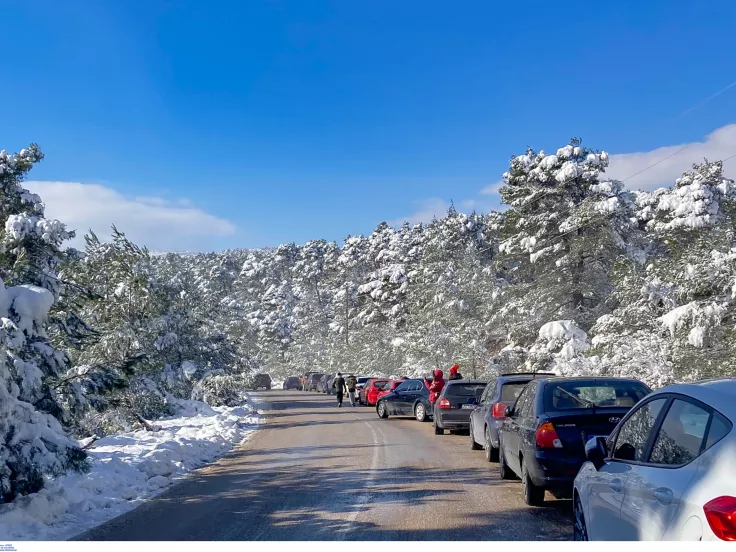 Καιρός: Αλλαγή σκηνικού την Τετάρτη με καταιγίδες και χιόνια - Τι θα γίνει στην Αττική
