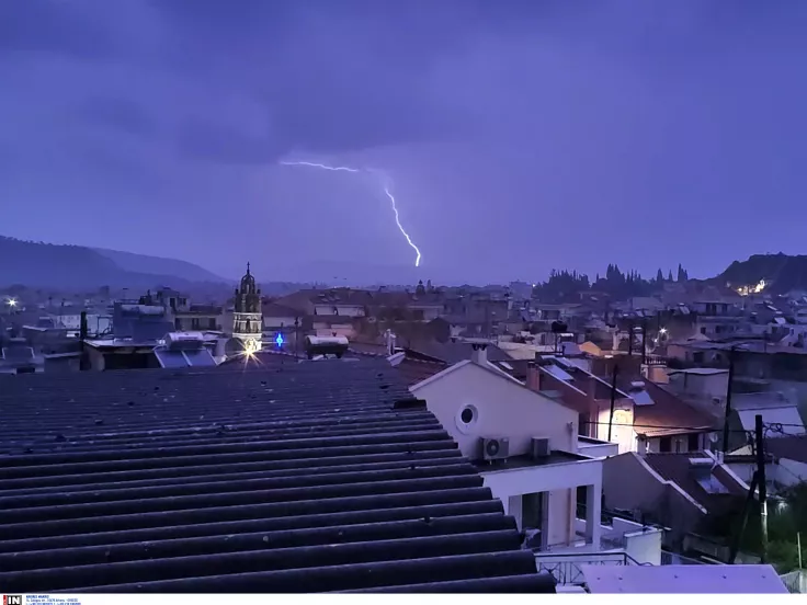 Κακοκαιρία-εξπρές σαρώνει τη χώρα: Πού ήχησε το 112 