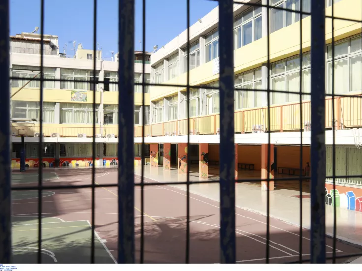 Κλειστά και σήμερα τα σχολεία σε όλη την Ελλάδα (λίστα)