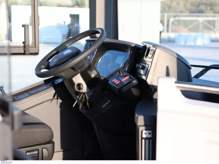 Τι αλλάζει στα ΜΜΜ: Αυξημένα πρόστιμα για εισιτηριοδιαφυγή, κάμερες και ιδιώτες ελεγκτές