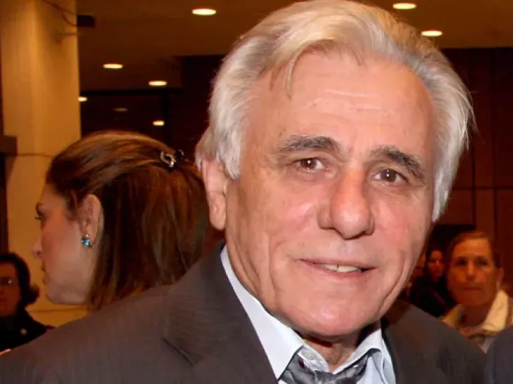 Πέθανε ο δημοσιογράφος Σπύρος Καρατζαφέρης